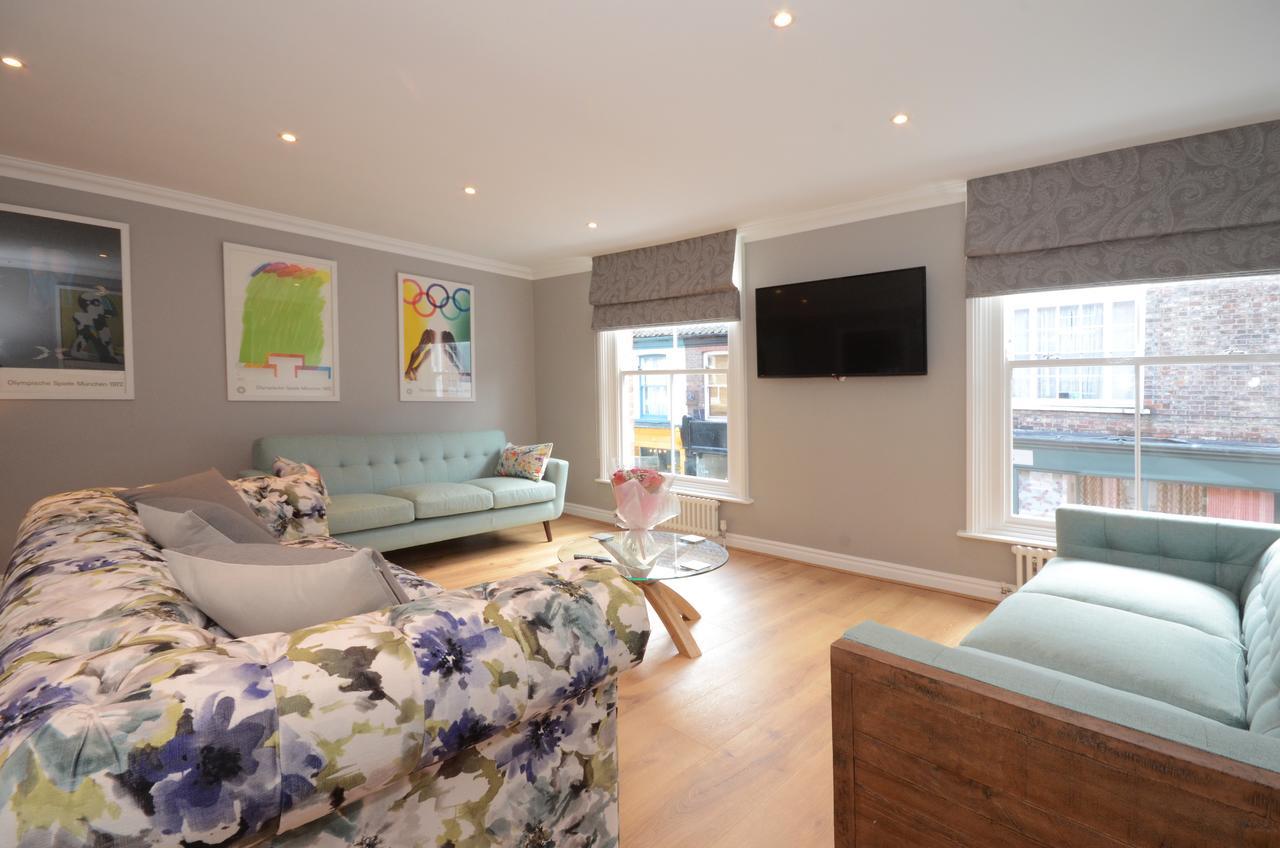 Fossgate Luxury Duplex City Centre Apartment With Free Parking York Esterno foto